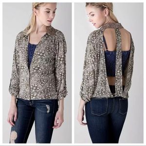 NWT Buckle Paisley Shirt with Cut Out Back - Gimmicks